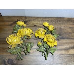Pair Vintage MCM Syroco Flower Wall Hanging Plaques Decor Chrysanthemum,Roses